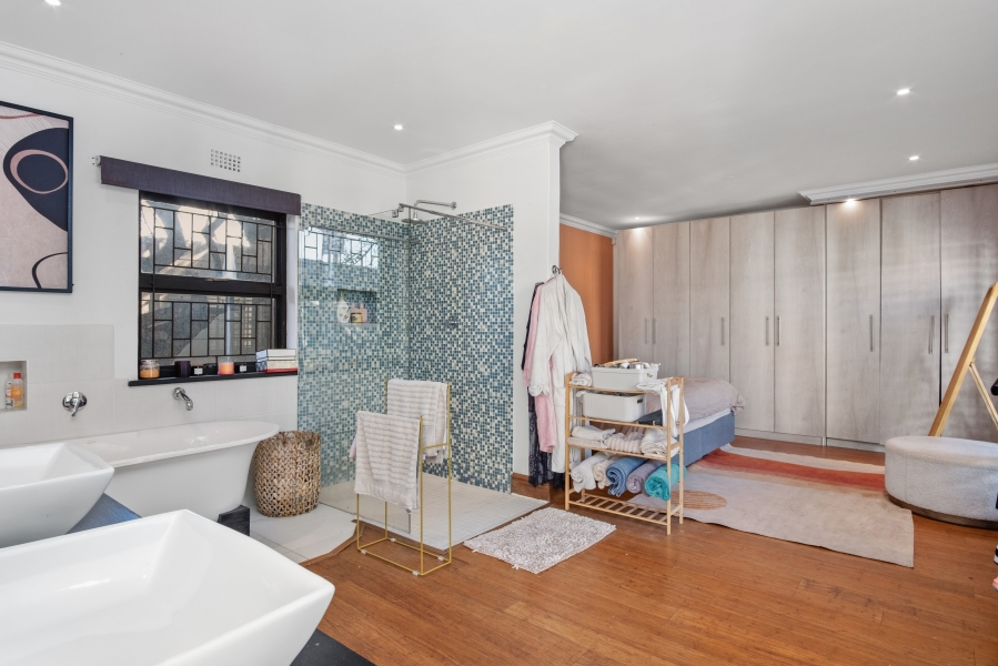 4 Bedroom Property for Sale in Tokai Western Cape